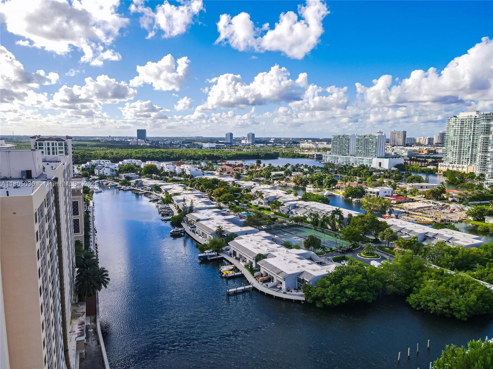 Real estate property located at 214 Poinciana Dr #204, Miami-dade, Poinciana Is Yt & Rcq Clu, Sunny Isles Beach, FL