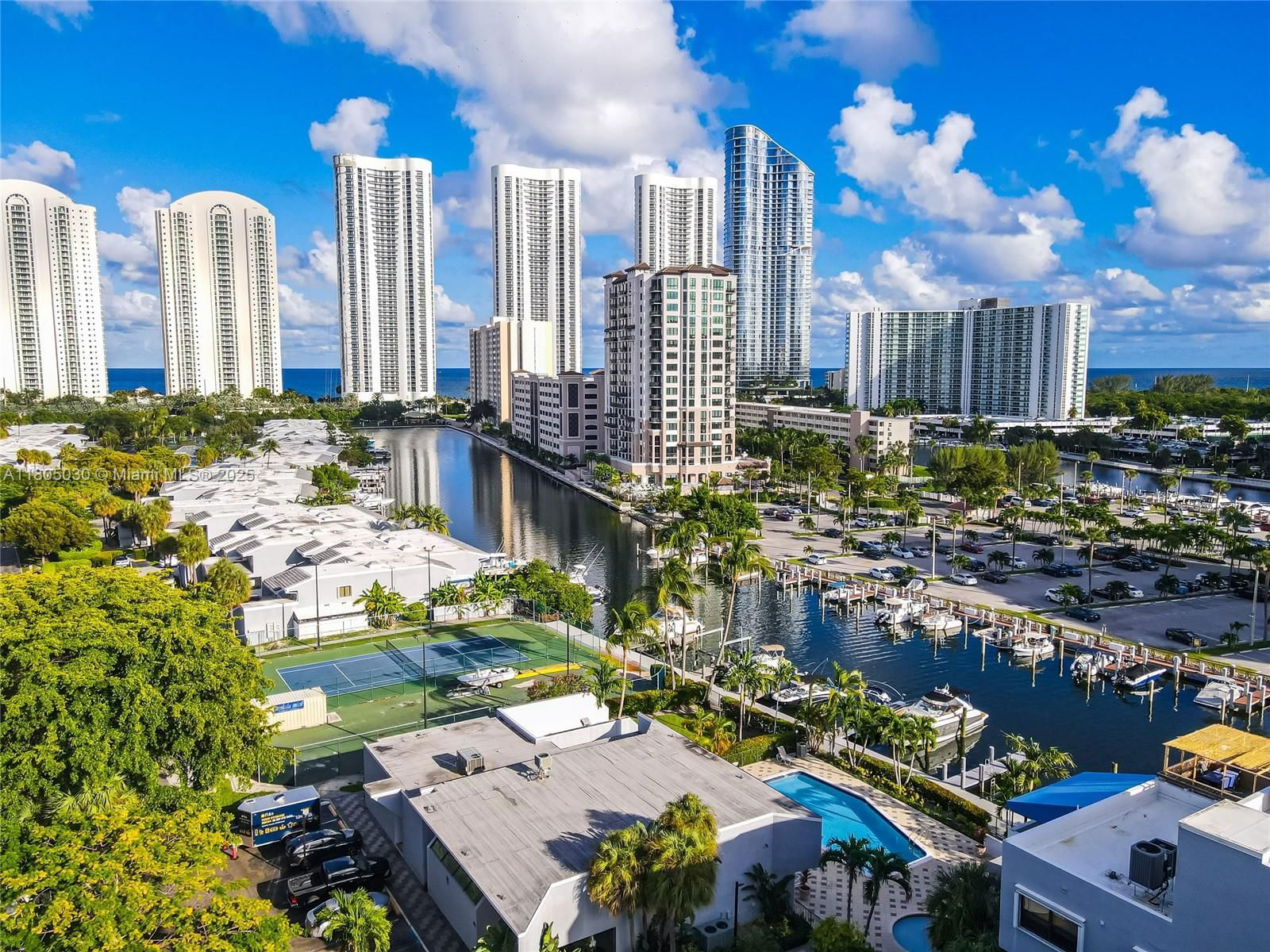 Real estate property located at 214 Poinciana Dr #204, Miami-dade, Poinciana Is Yt & Rcq Clu, Sunny Isles Beach, FL