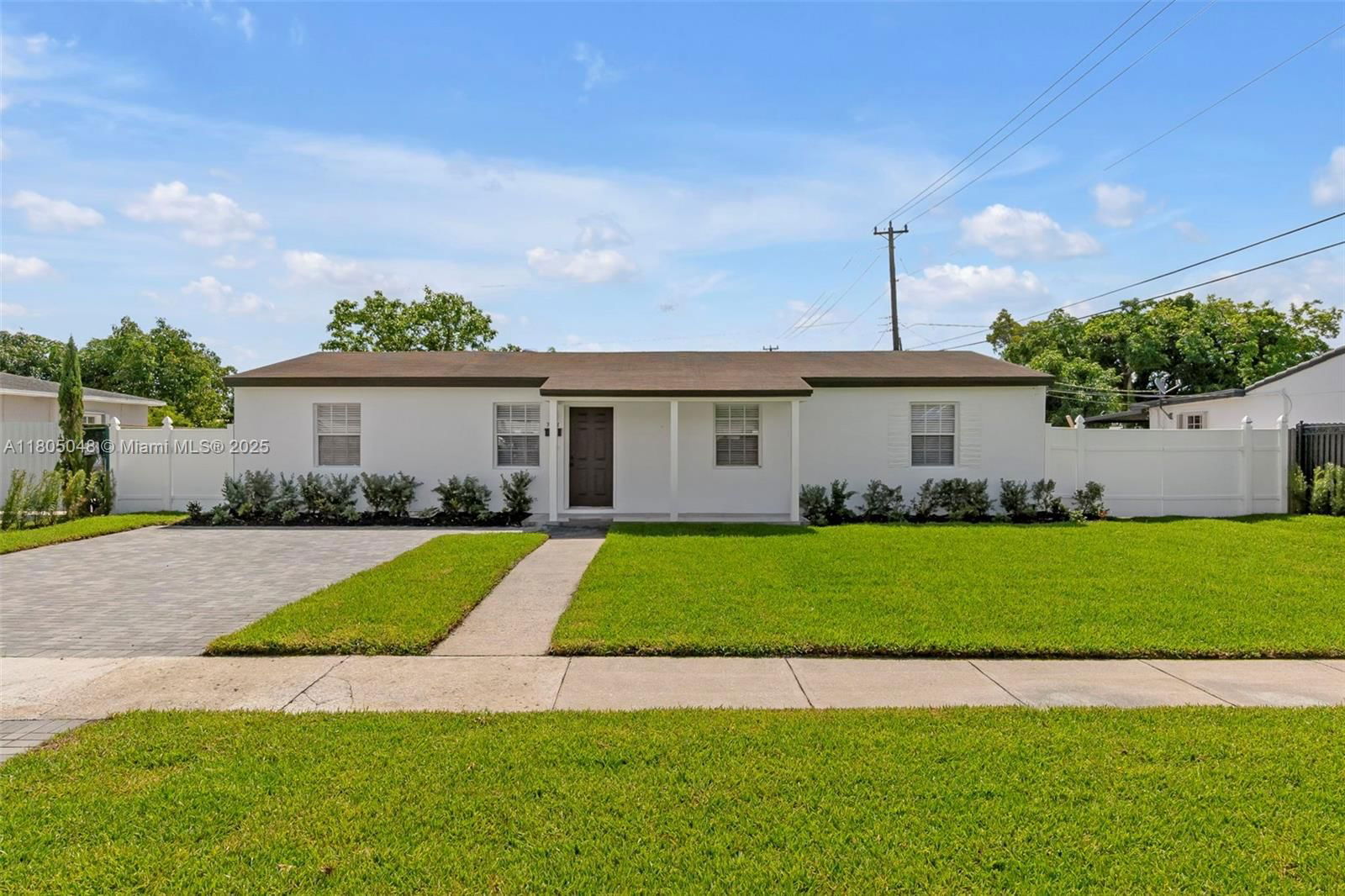 Real estate property located at 3421 8th Ln, Miami-dade, Linden Gardens, Hialeah, FL