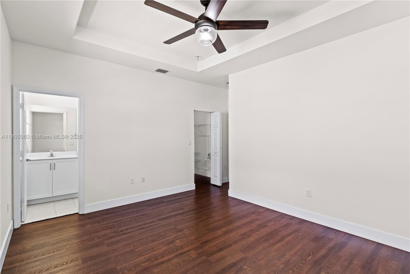 Real estate property located at 10611 33rd Ct, Miami-dade, Aquabella Section Two, Hialeah, FL