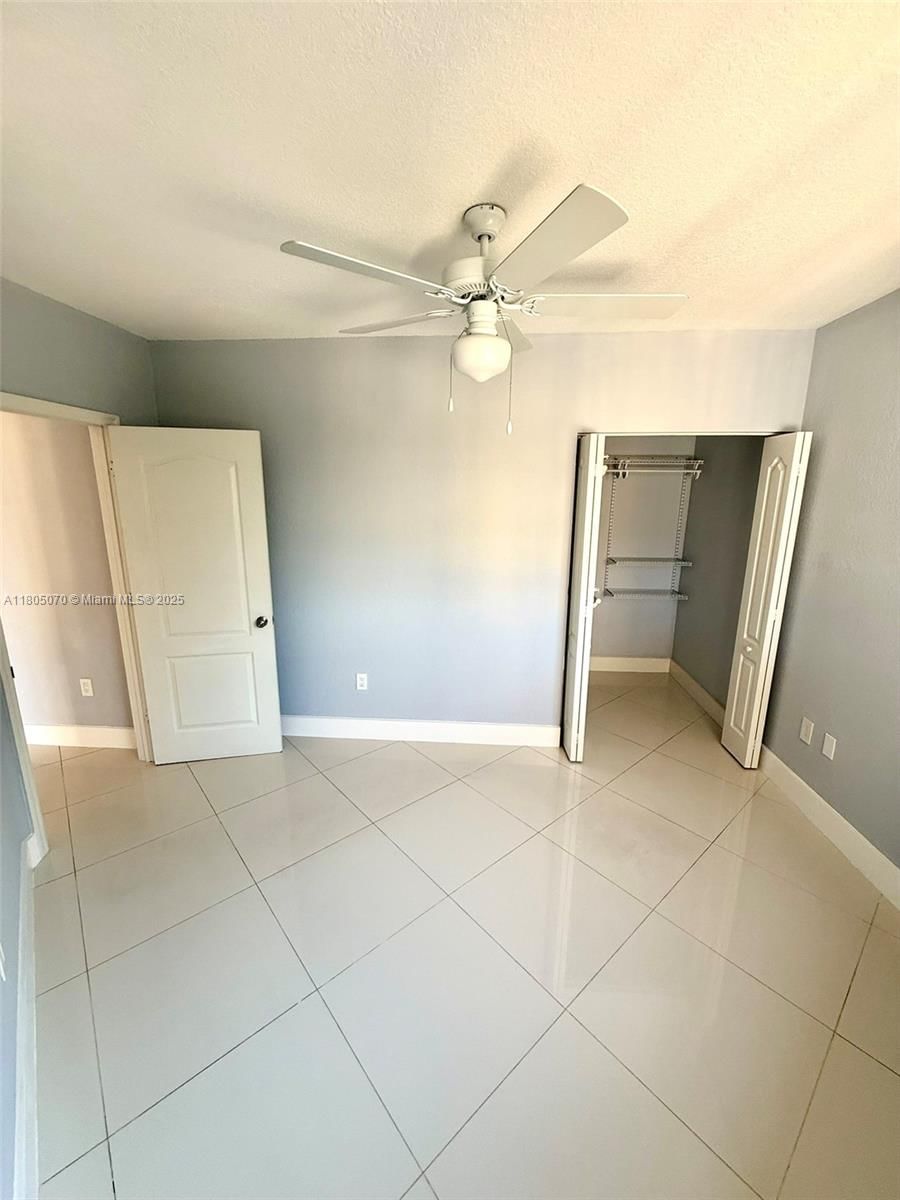 Real estate property located at 300 4th St #203, Miami-dade, Los Portales Sec B Condo, Hialeah, FL