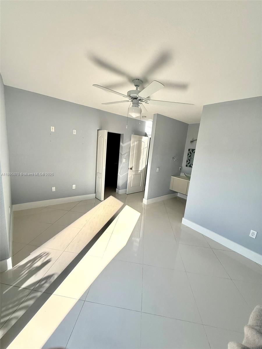 Real estate property located at 300 4th St #203, Miami-dade, Los Portales Sec B Condo, Hialeah, FL