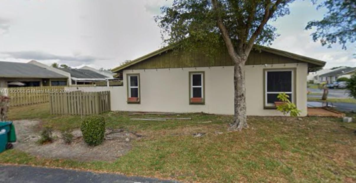 Real estate property located at 12261 118th Ter, Miami-dade, Devon-aire Villas Sec 10, Miami, FL