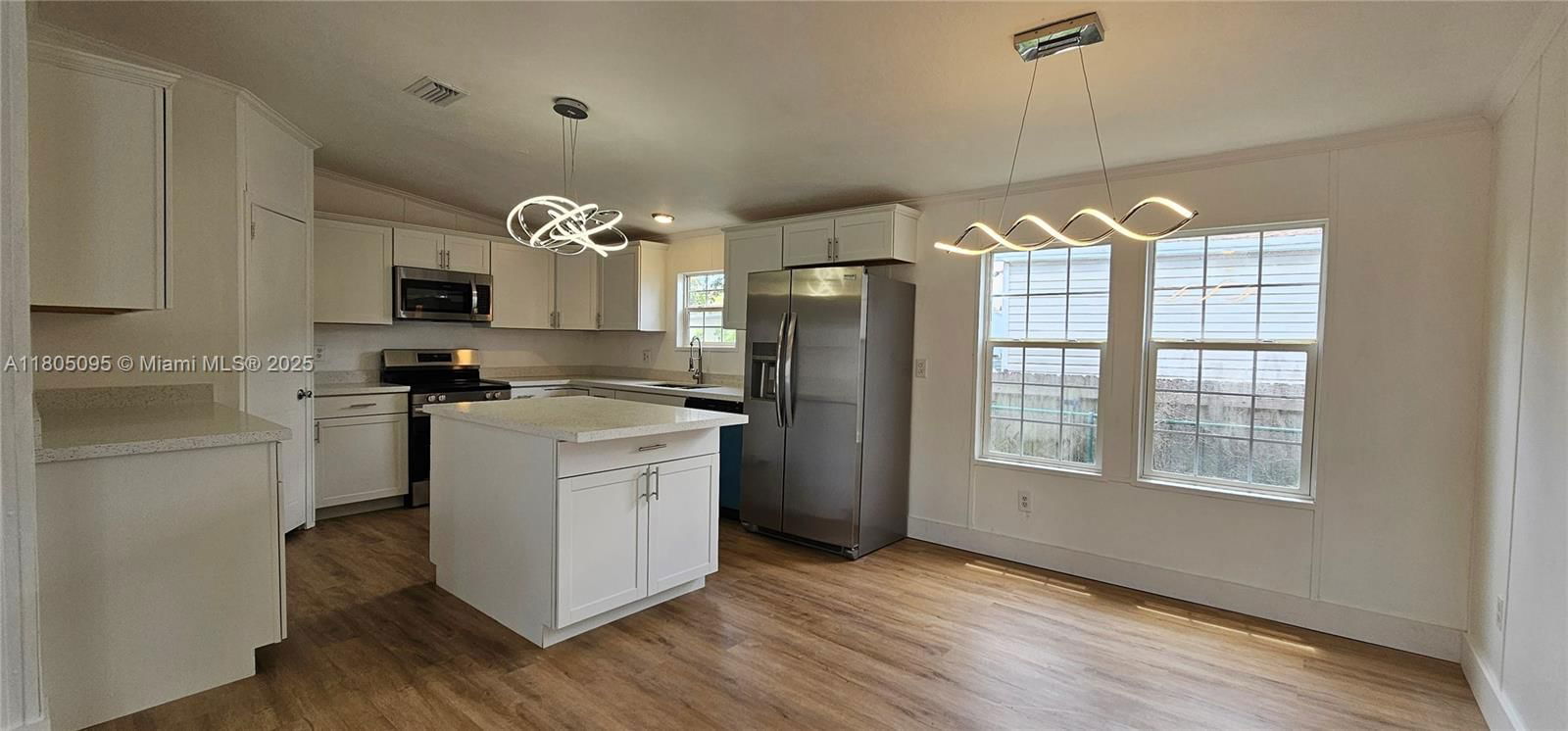 Real estate property located at 220 12th Ave Unit 90, Miami-dade, Cocowalk Estates, Homestead, FL