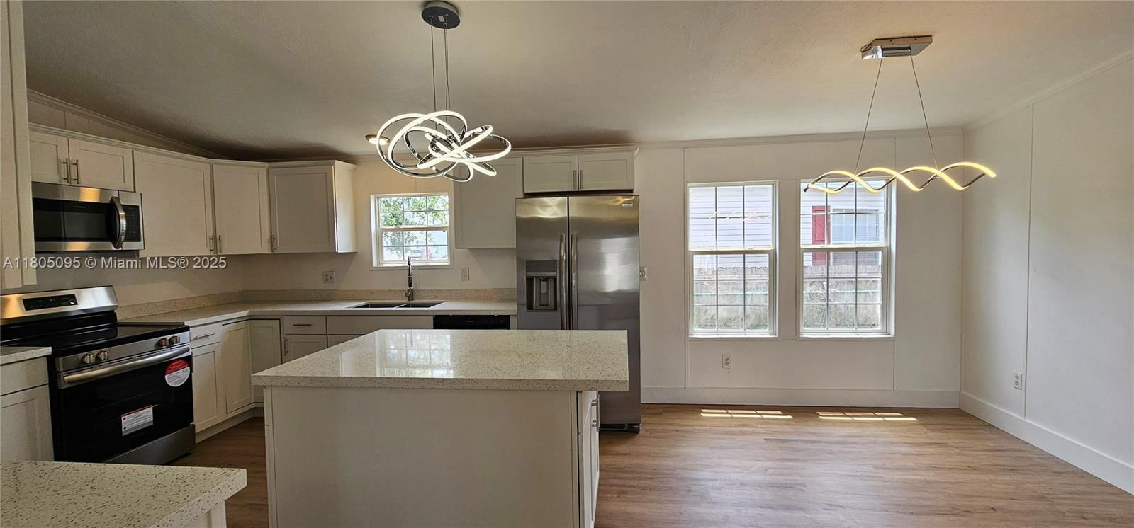 Real estate property located at 220 12th Ave Unit 90, Miami-dade, Cocowalk Estates, Homestead, FL
