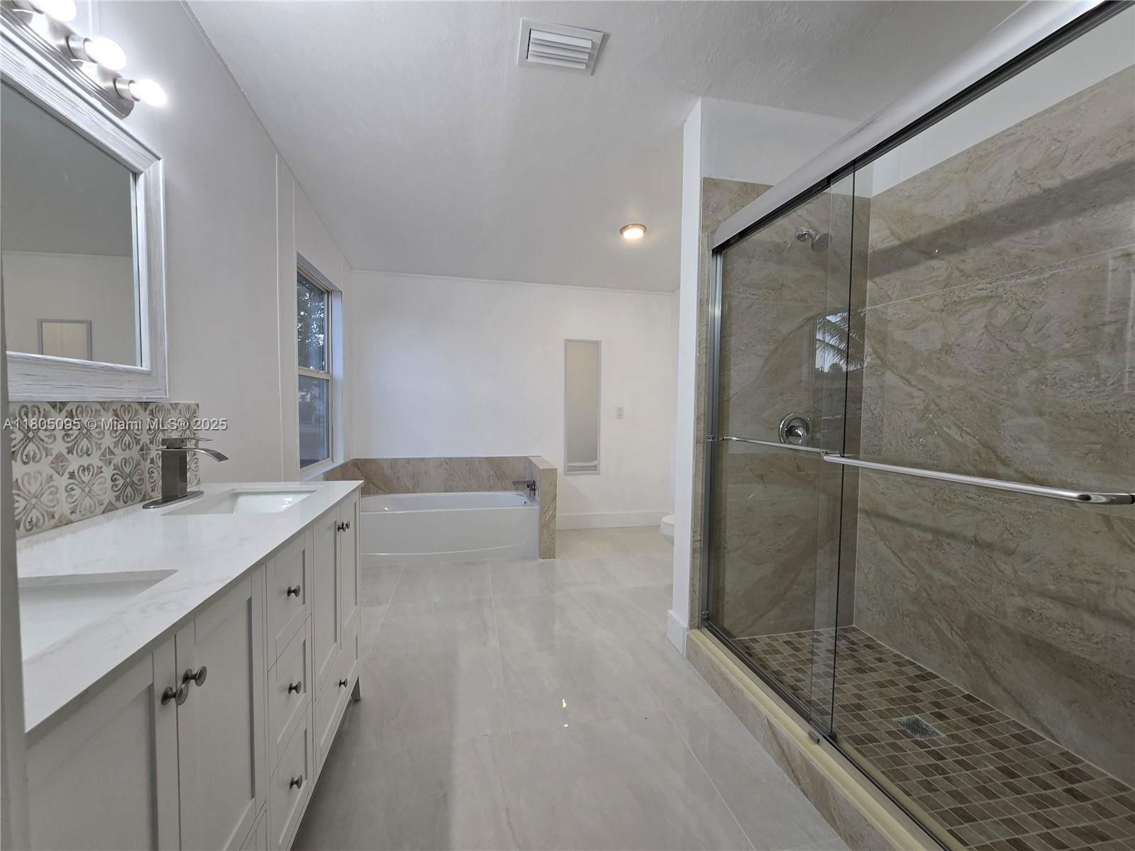 Real estate property located at 220 12th Ave Unit 90, Miami-dade, Cocowalk Estates, Homestead, FL