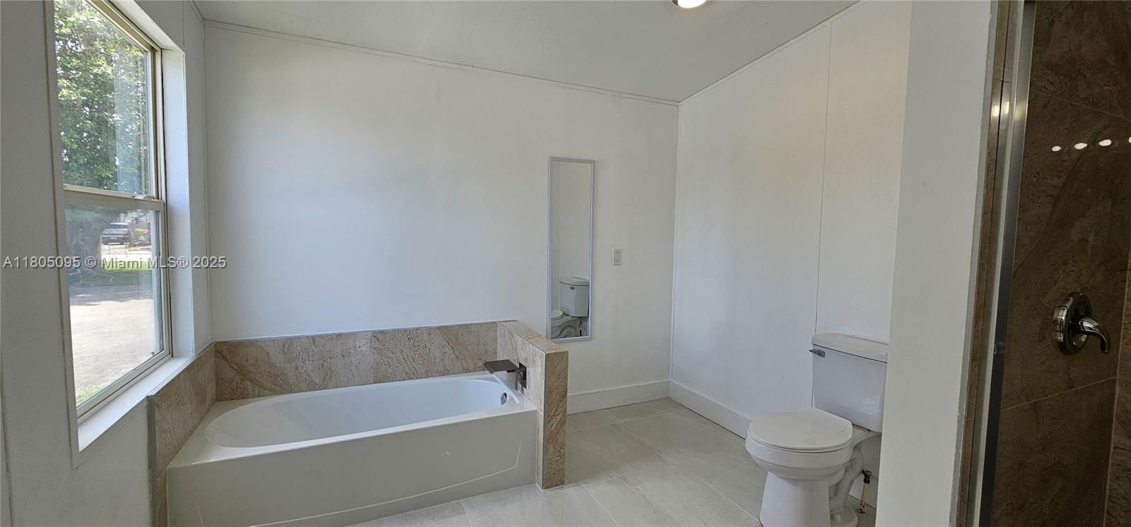 Real estate property located at 220 12th Ave Unit 90, Miami-dade, Cocowalk Estates, Homestead, FL