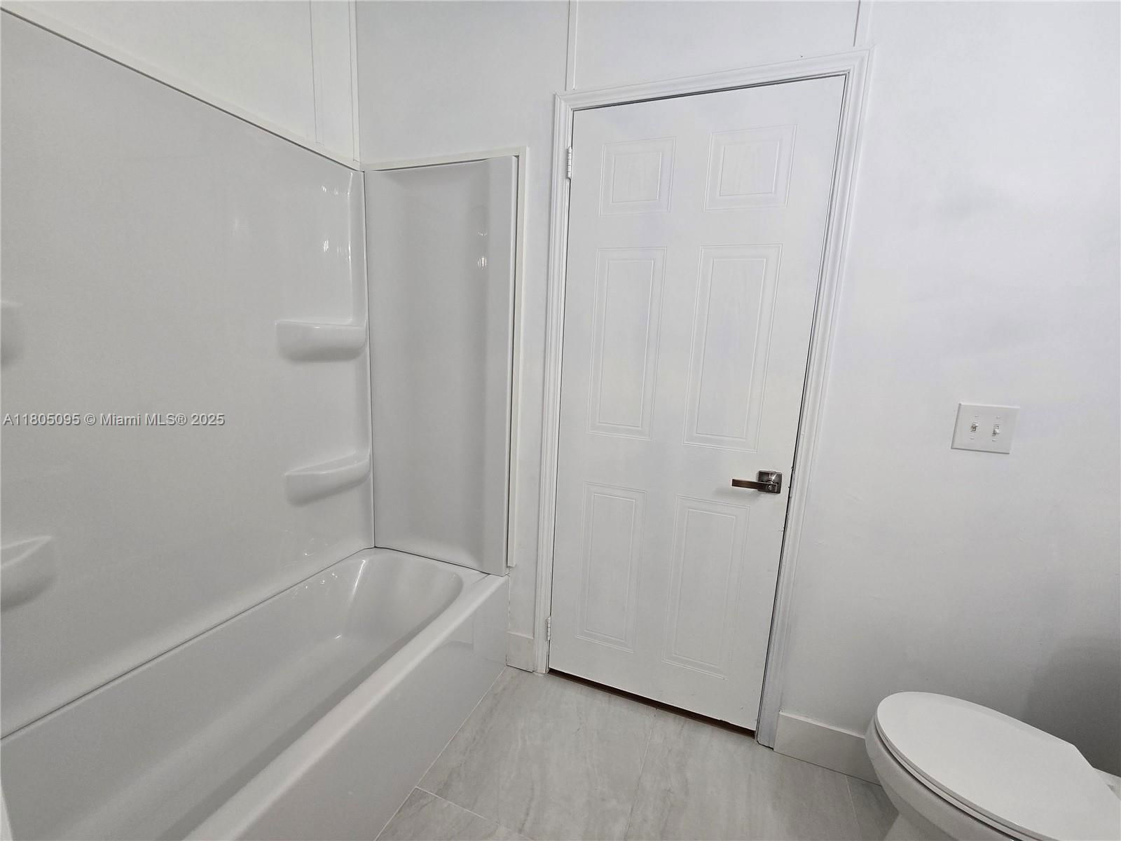 Real estate property located at 220 12th Ave Unit 90, Miami-dade, Cocowalk Estates, Homestead, FL