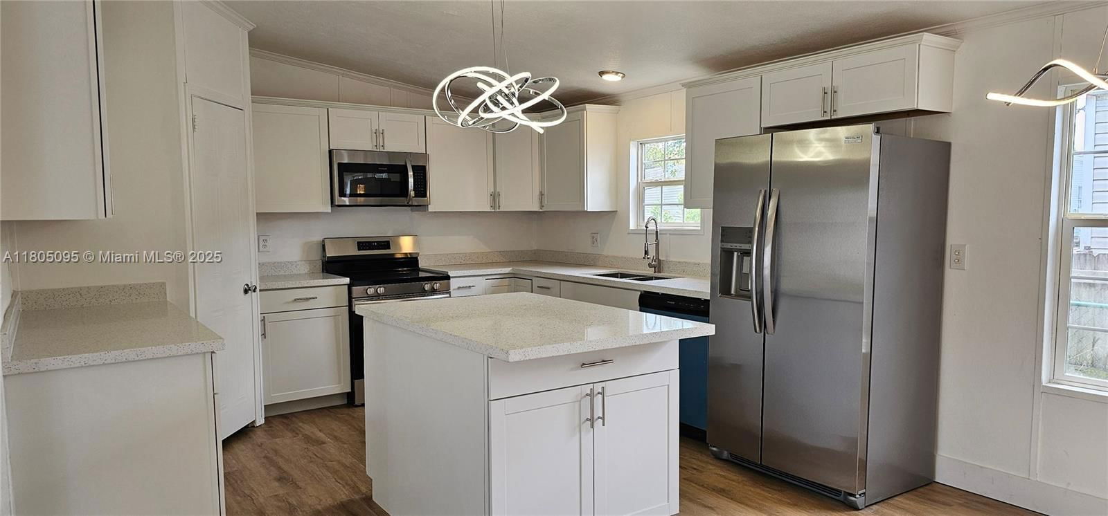 Real estate property located at 220 12th Ave Unit 90, Miami-dade, Cocowalk Estates, Homestead, FL