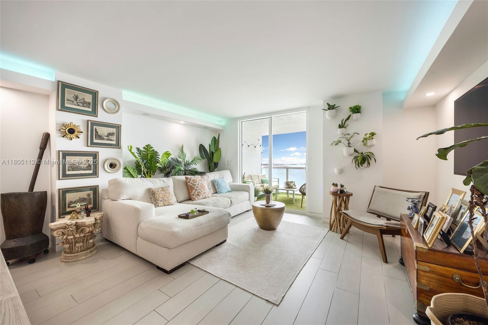 Real estate property located at 2101 Brickell Ave #807, Miami-dade, Skyline On Brickell Condo, Miami, FL