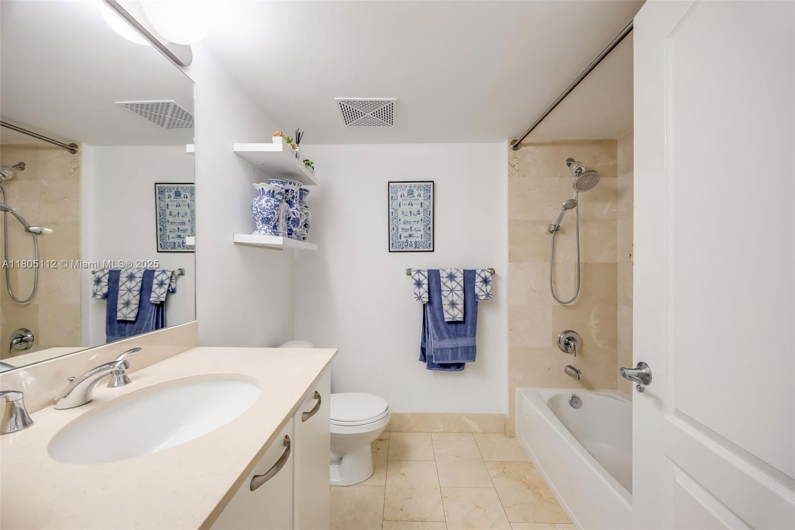 Real estate property located at 2101 Brickell Ave #807, Miami-dade, Skyline On Brickell Condo, Miami, FL