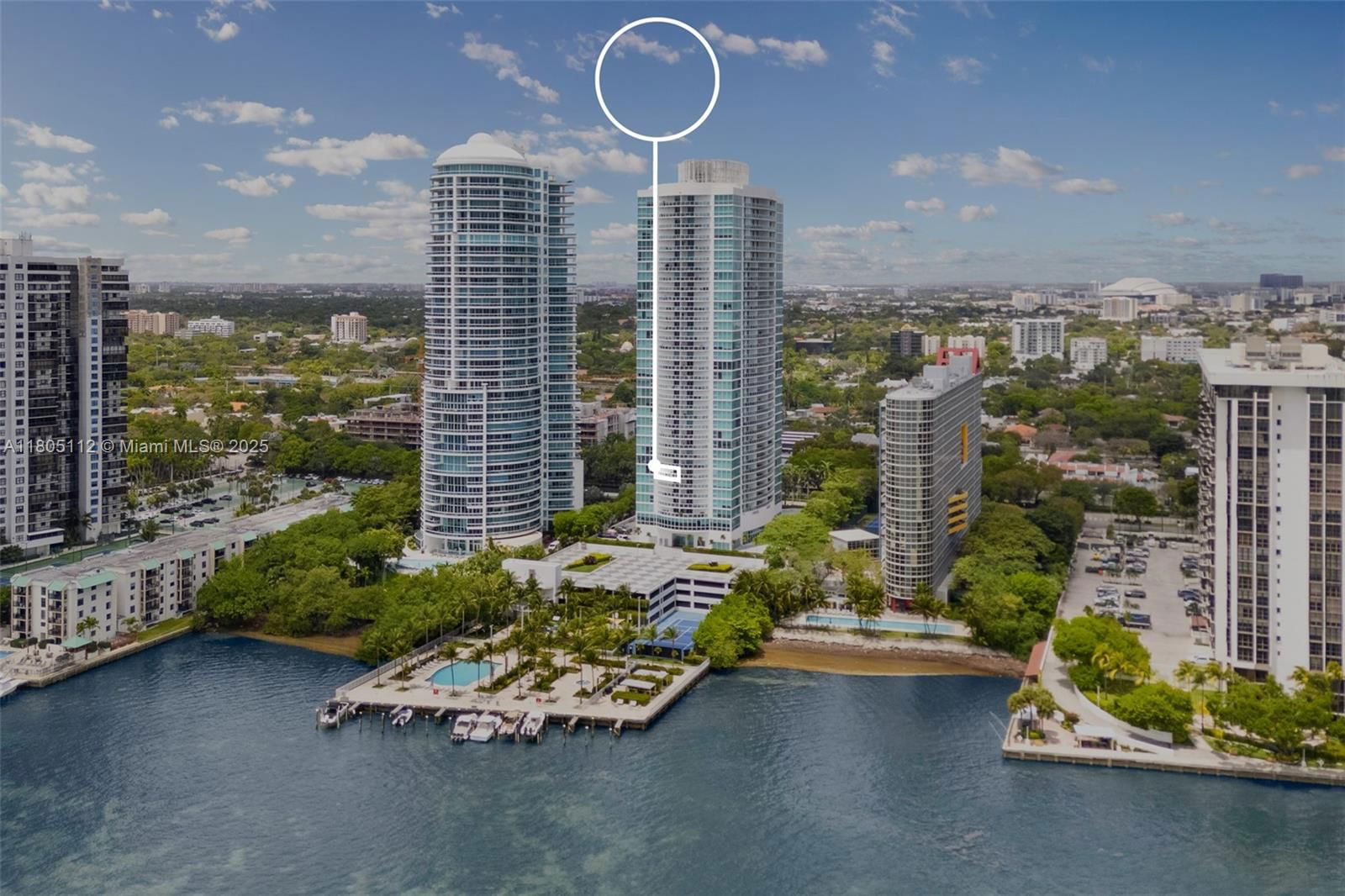 Real estate property located at 2101 Brickell Ave #807, Miami-dade, Skyline On Brickell Condo, Miami, FL