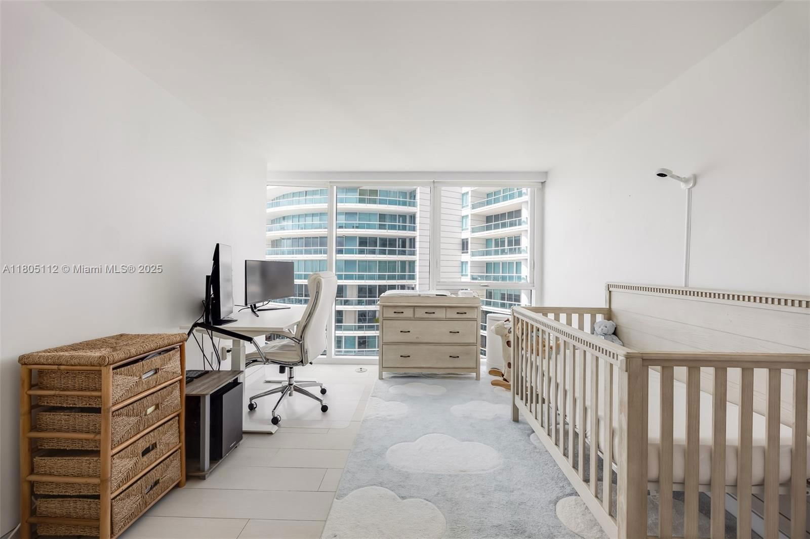 Real estate property located at 2101 Brickell Ave #807, Miami-dade, Skyline On Brickell Condo, Miami, FL