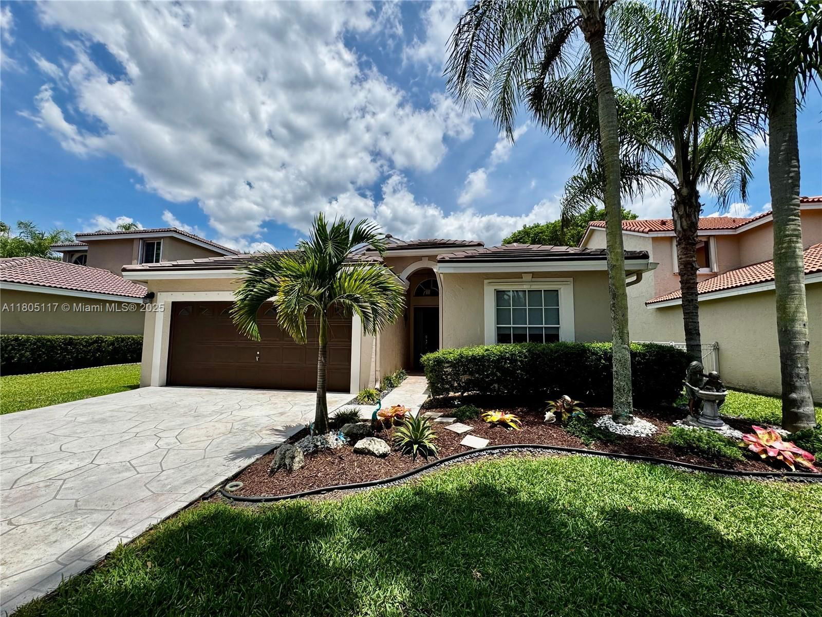 Real estate property located at 921 176th Ave, Broward, Silver Lakes Phase Ii Rep, Pembroke Pines, FL
