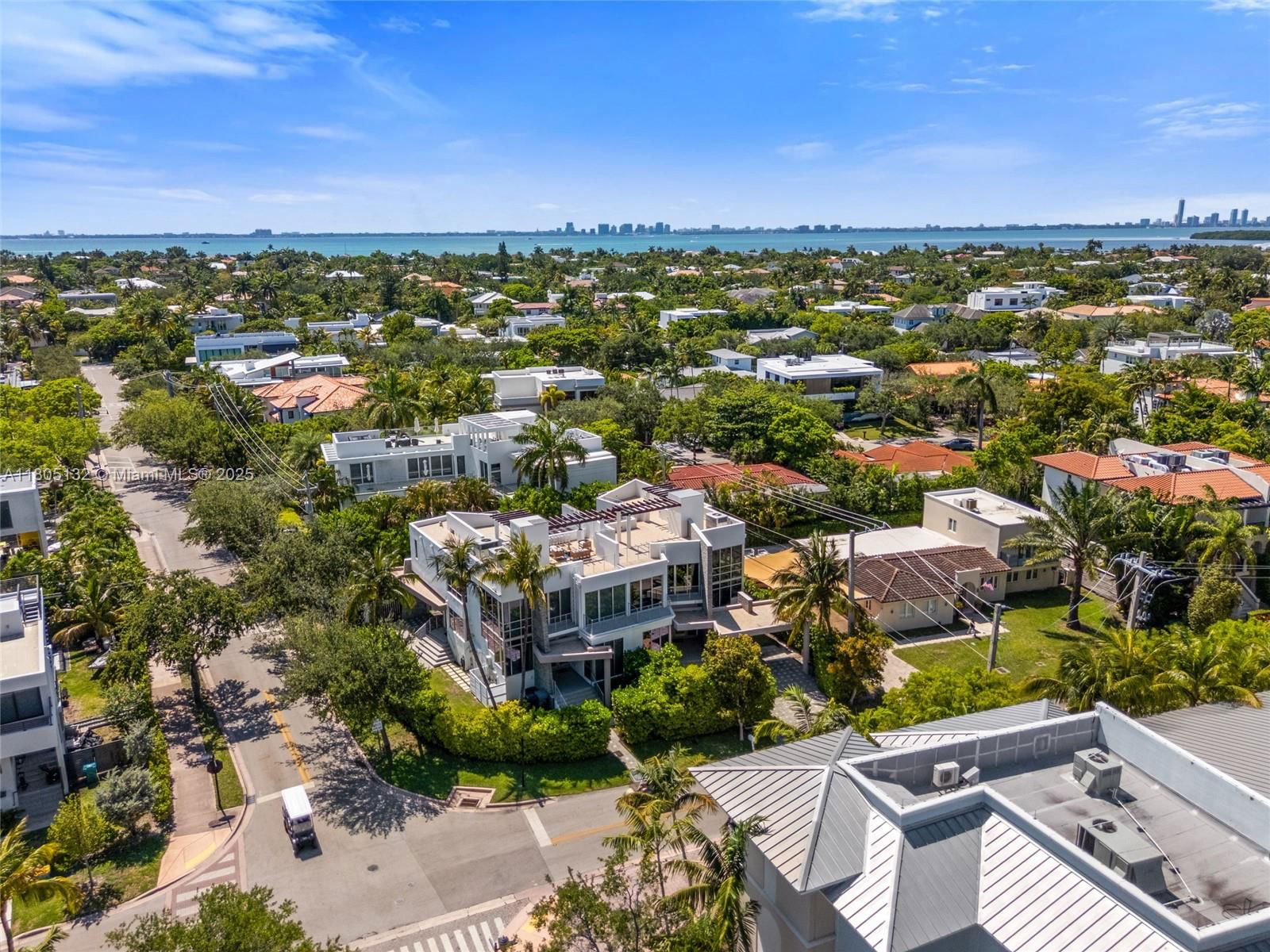 Real estate property located at 544 Fernwood Rd #544, Miami-dade, 544-548 Fernwood Condo, Key Biscayne, FL
