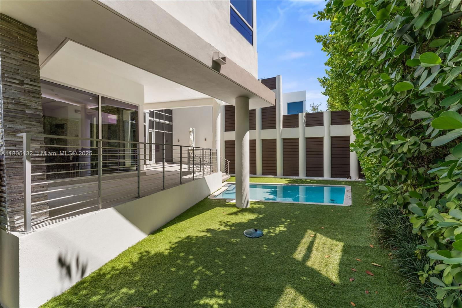 Real estate property located at 544 Fernwood Rd #544, Miami-dade, 544-548 Fernwood Condo, Key Biscayne, FL