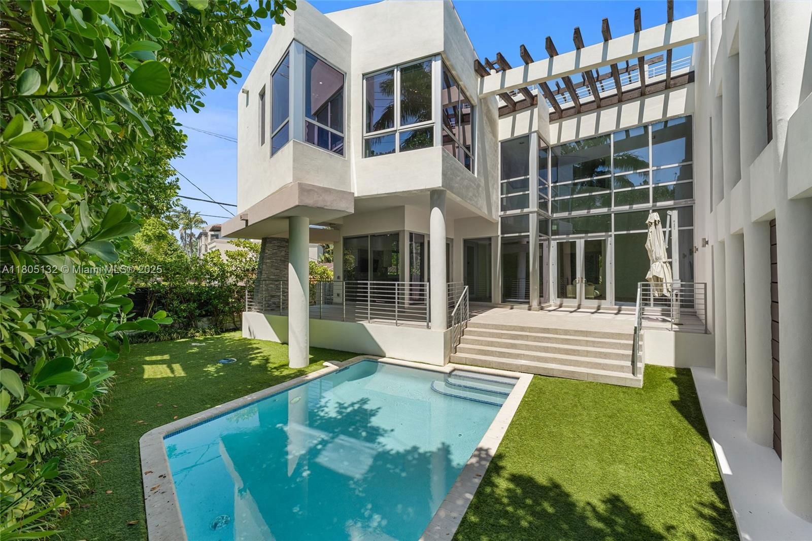 Real estate property located at 544 Fernwood Rd #544, Miami-dade, 544-548 Fernwood Condo, Key Biscayne, FL