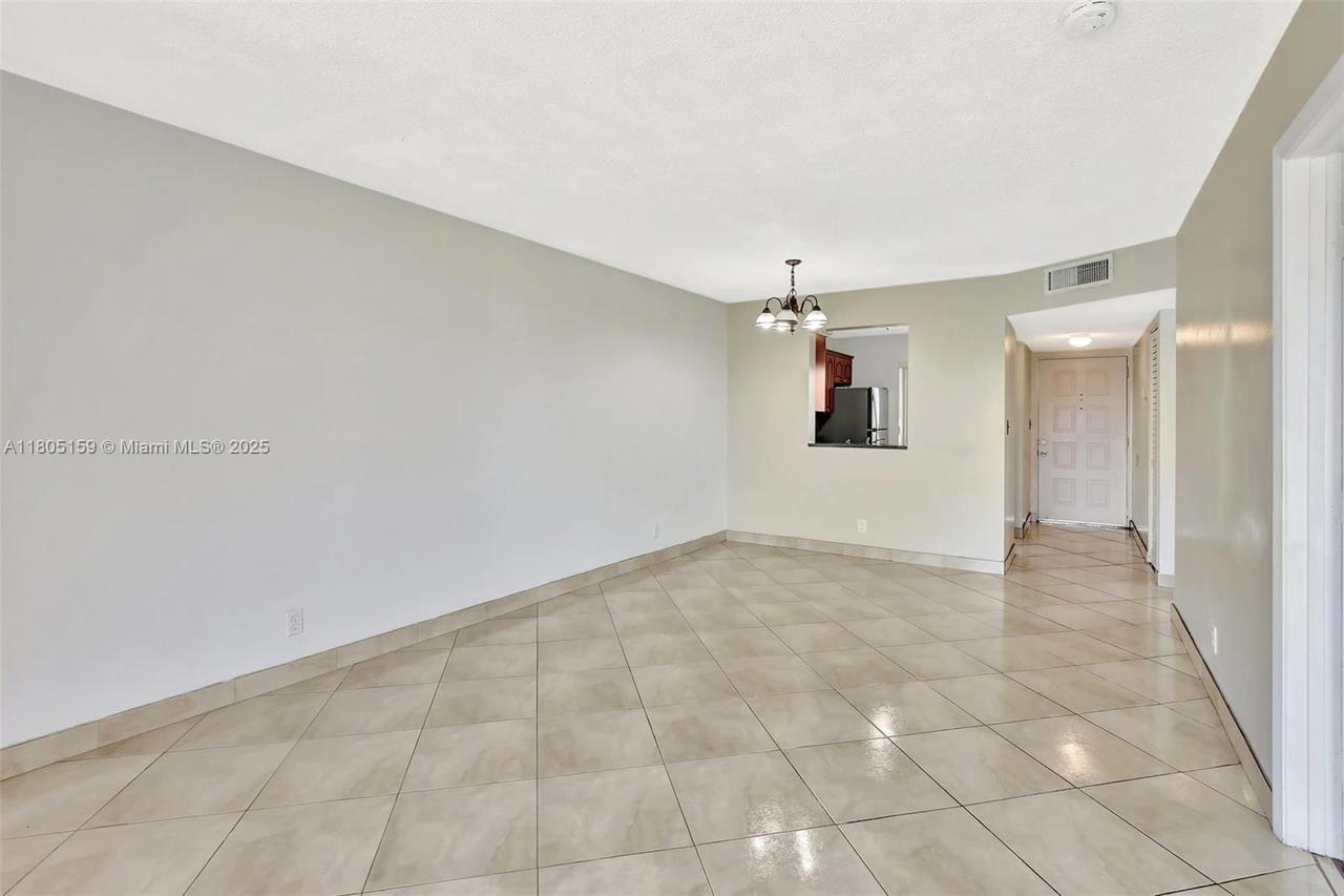 Real estate property located at 8720 Sherman Cir #401, Broward, Lakeshore At University P, Miramar, FL