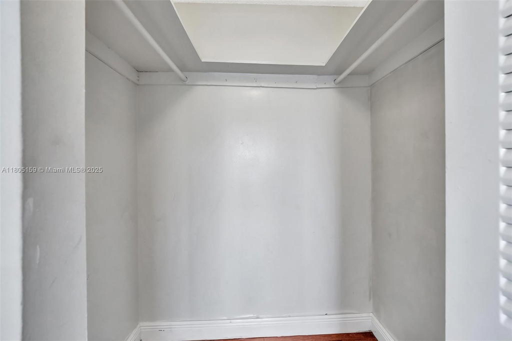 Real estate property located at 8720 Sherman Cir #401, Broward, Lakeshore At University P, Miramar, FL
