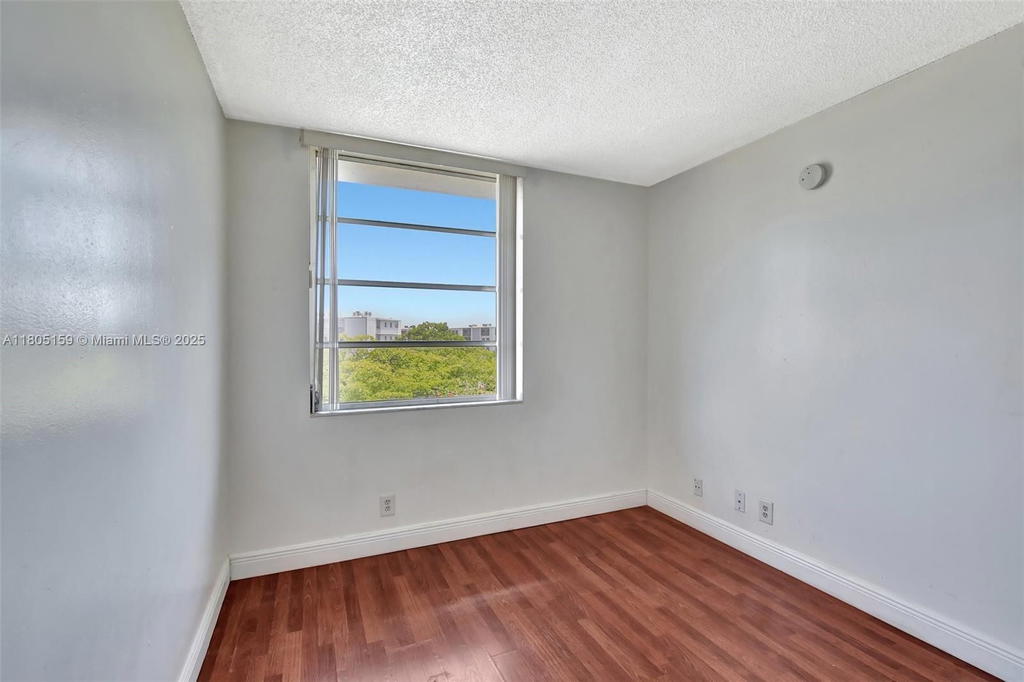 Real estate property located at 8720 Sherman Cir #401, Broward, Lakeshore At University P, Miramar, FL