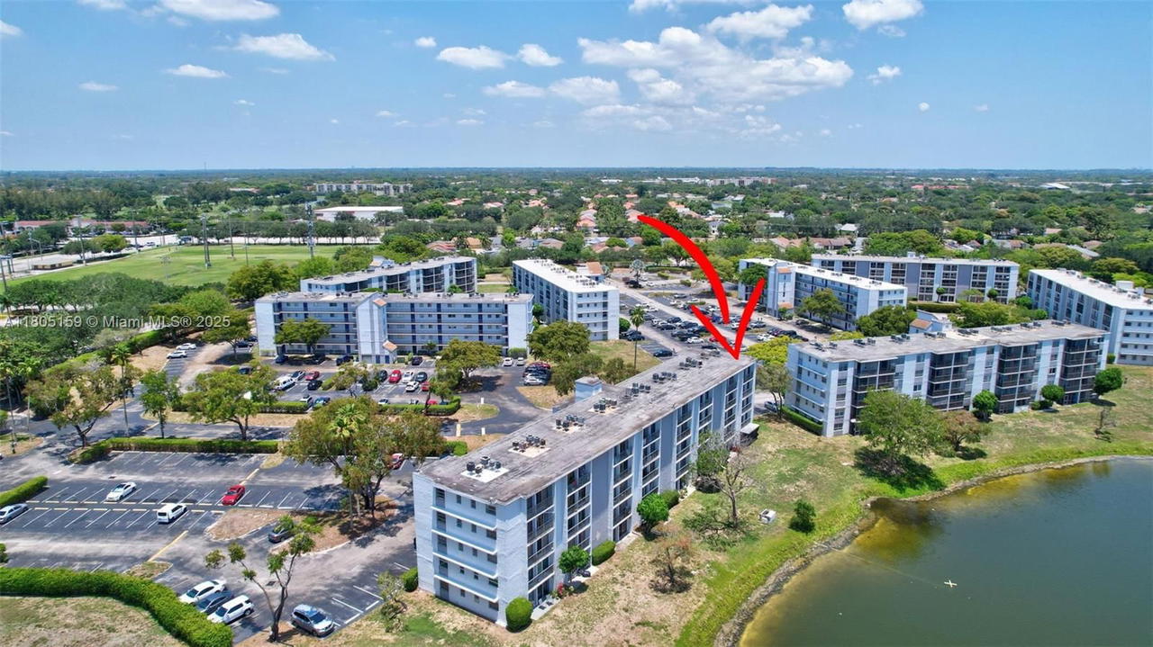 Real estate property located at 8720 Sherman Cir #401, Broward, Lakeshore At University P, Miramar, FL