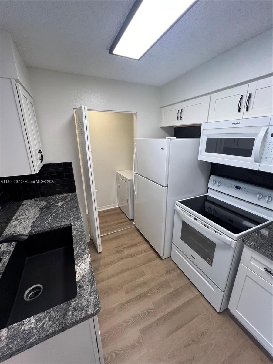 Real estate property located at 1055 S Hiawassee Rd #2014, Orange, Tradewinds, Orlando, FL