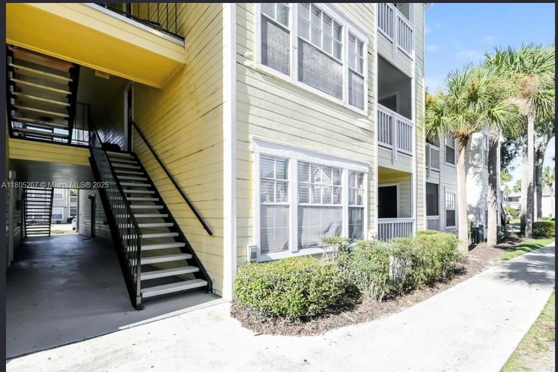 Real estate property located at 1055 S Hiawassee Rd #2014, Orange, Tradewinds, Orlando, FL