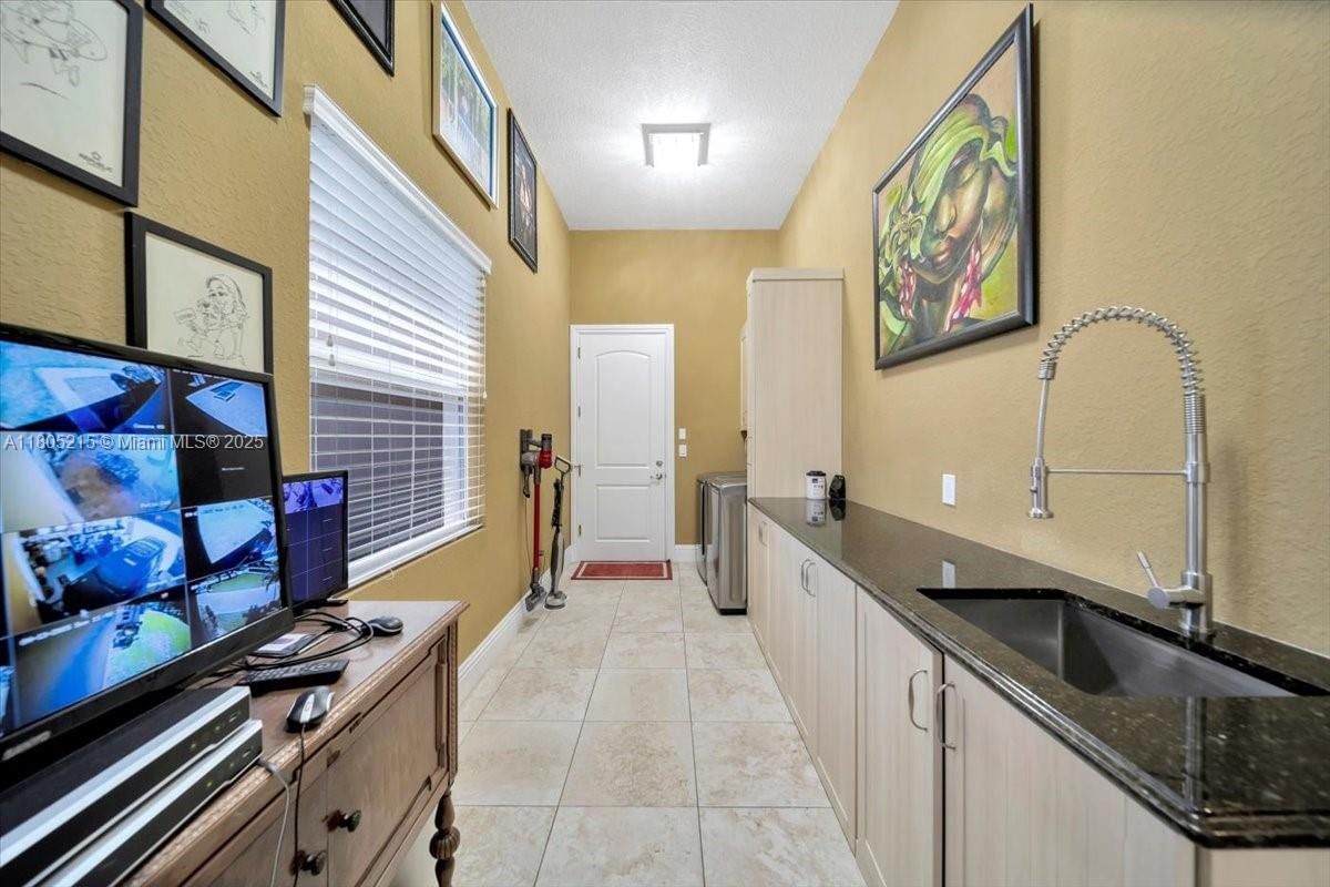 Real estate property located at 4800 141st Ave, Broward, Country Club Ranches Sec, Miramar, FL
