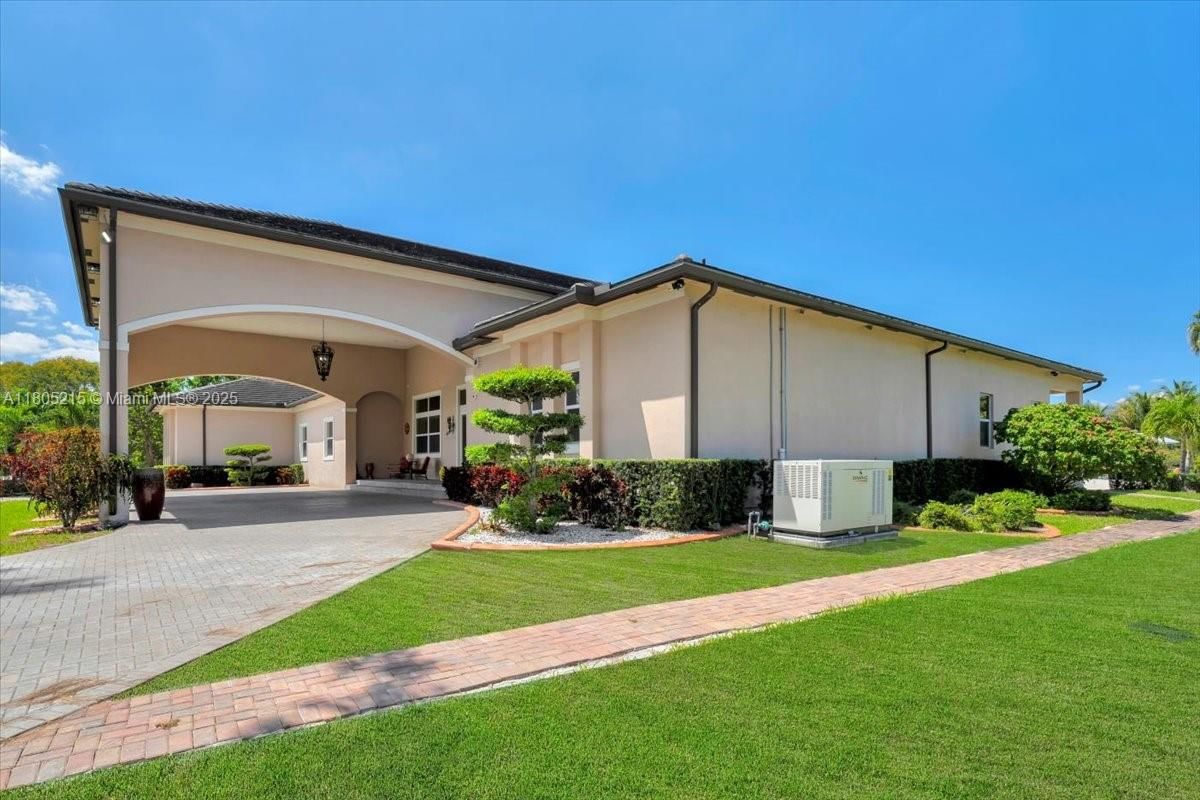 Real estate property located at 4800 141st Ave, Broward, Country Club Ranches Sec, Miramar, FL
