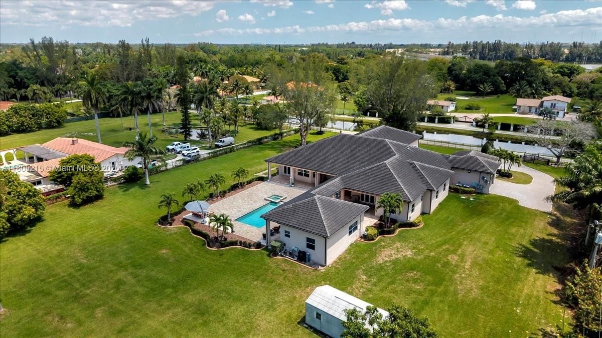 Real estate property located at 4800 141st Ave, Broward, Country Club Ranches Sec, Miramar, FL