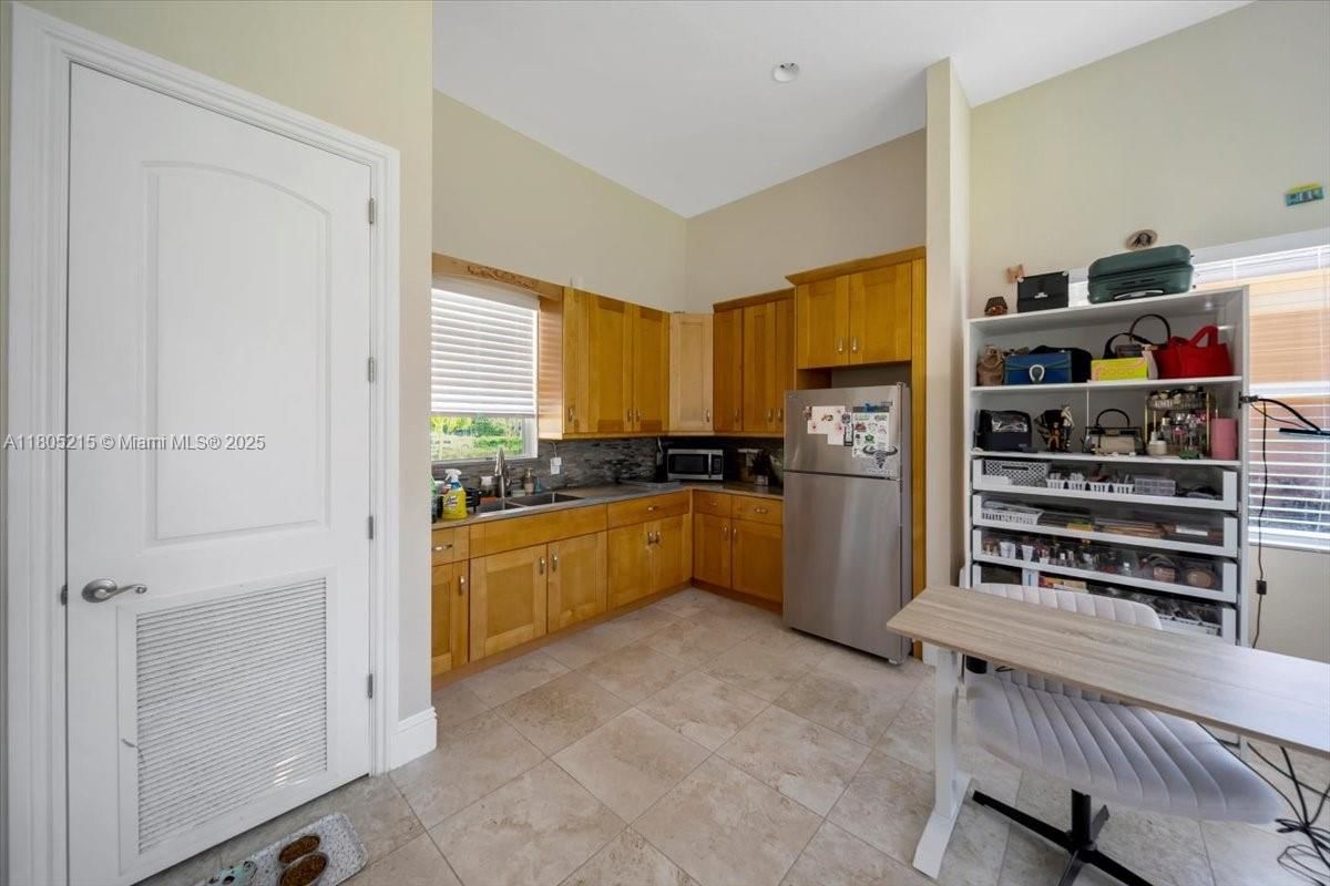 Real estate property located at 4800 141st Ave, Broward, Country Club Ranches Sec, Miramar, FL