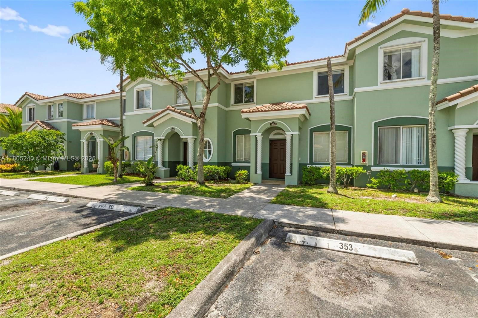 Real estate property located at 1458 24th Ct #353, Miami-dade, Shoma Townhomes At Keysco, Homestead, FL