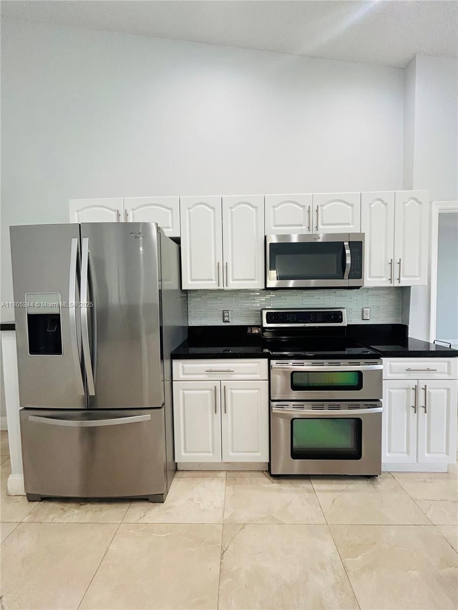 Real estate property located at 3480 Torremolinos Ave A-33, Miami-dade, Costa Del Sol Condo N, Doral, FL