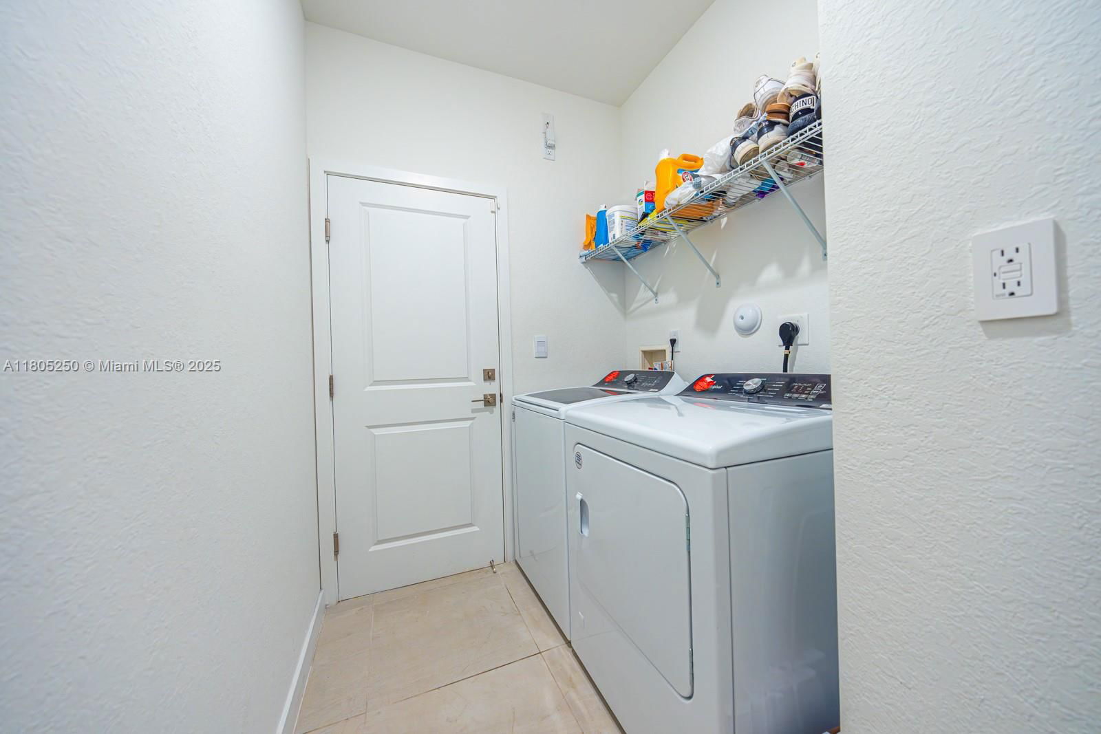 Real estate property located at 715 17th Ave, Miami-dade, Messina Place, Homestead, FL