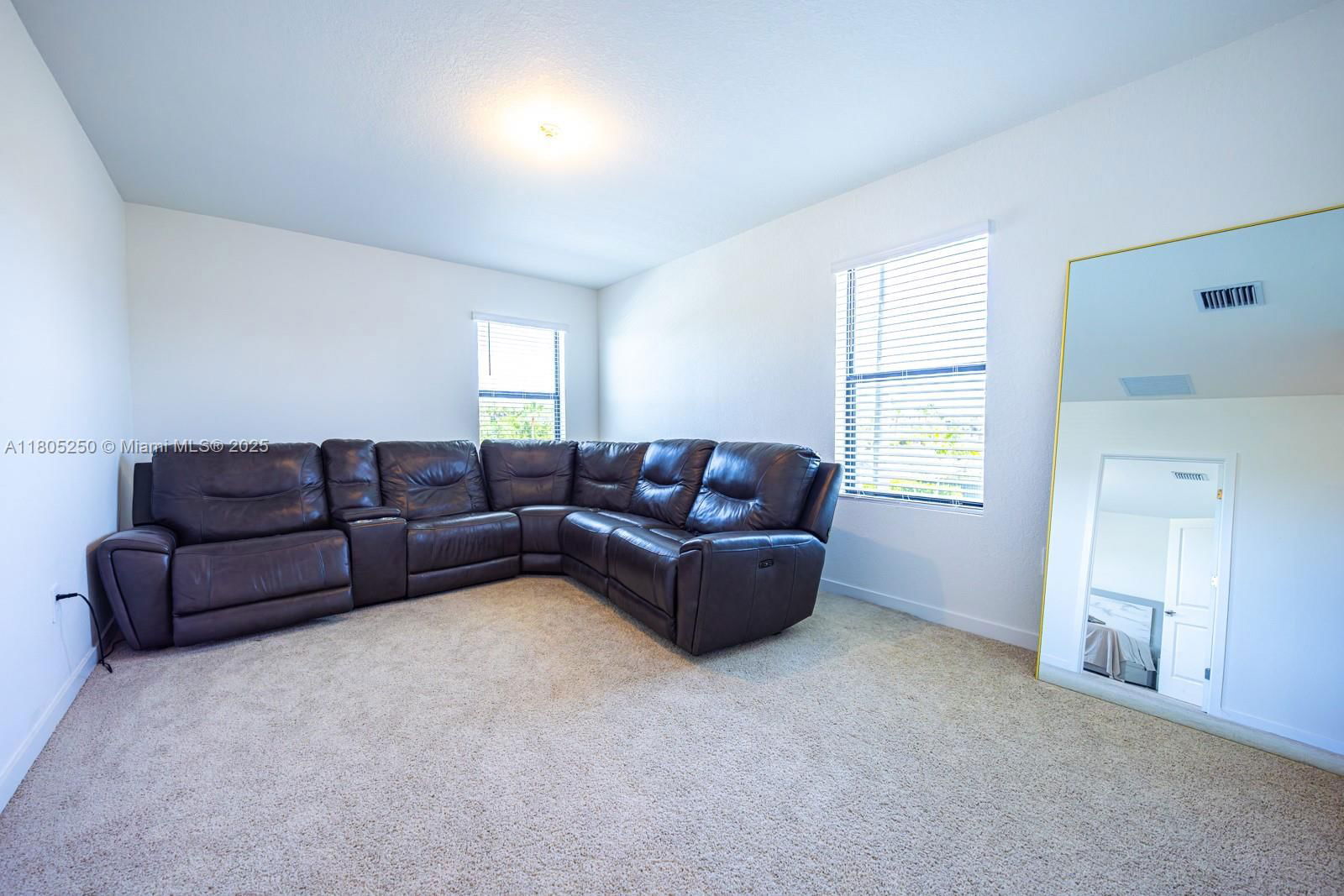 Real estate property located at 715 17th Ave, Miami-dade, Messina Place, Homestead, FL