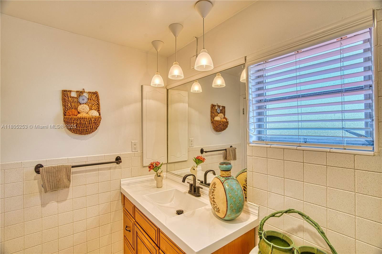 Real estate property located at 508 South Carolina Dr, Martin, Palmetto Harbor, Stuart, FL