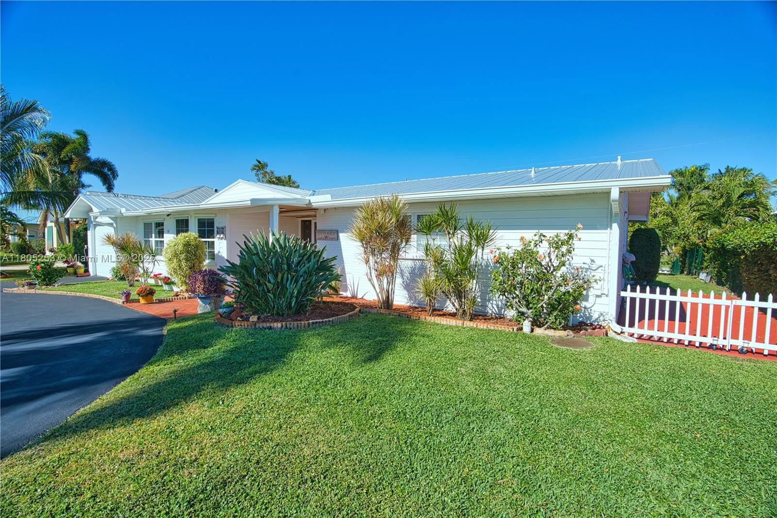 Real estate property located at 508 South Carolina Dr, Martin, Palmetto Harbor, Stuart, FL