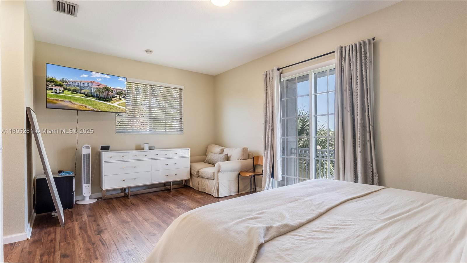 Real estate property located at 2801 81st Ter, Broward, Calabria Condominium, Miramar, FL