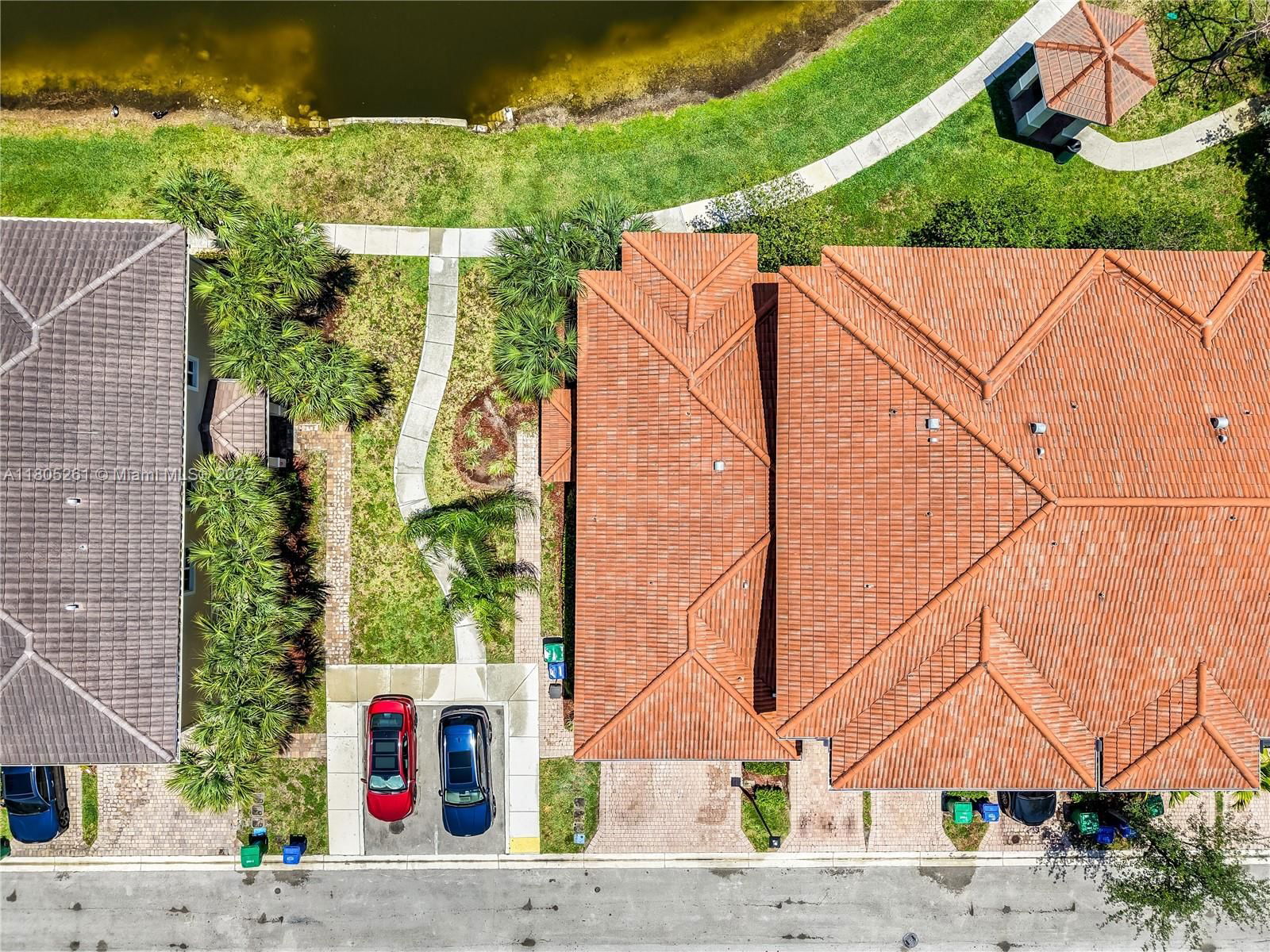 Real estate property located at 2801 81st Ter, Broward, Calabria Condominium, Miramar, FL