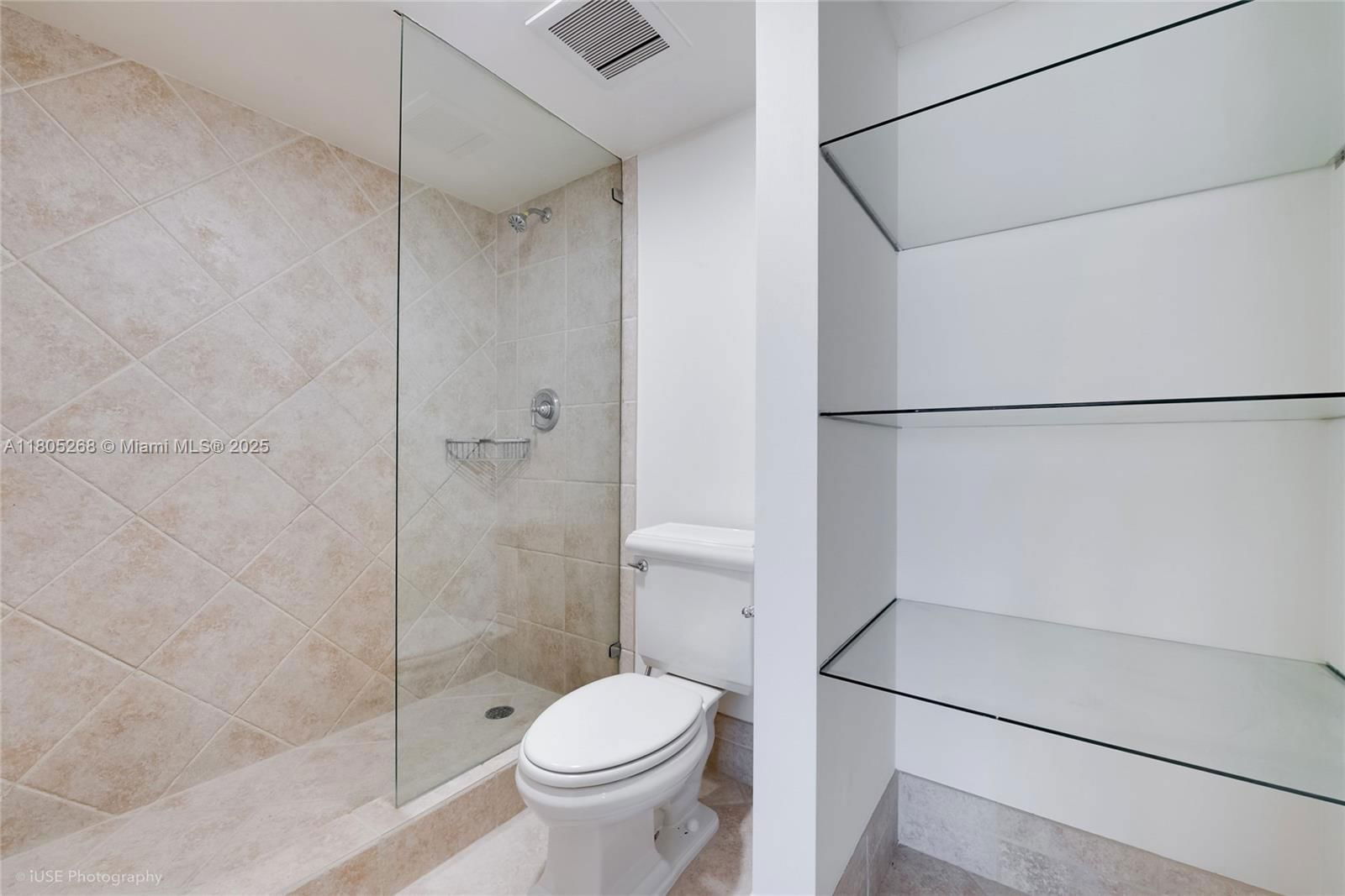 Real estate property located at 8640 212th St #106, Miami-dade, Le Club At Old Cutler Con, Cutler Bay, FL