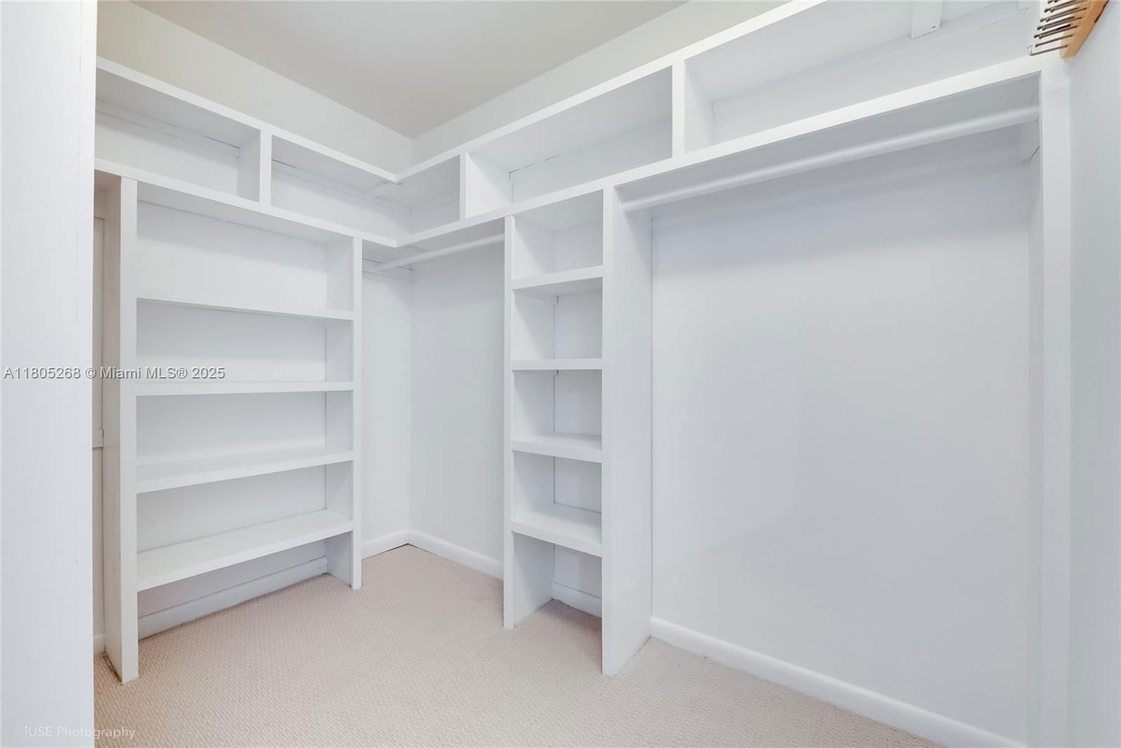 Real estate property located at 8640 212th St #106, Miami-dade, Le Club At Old Cutler Con, Cutler Bay, FL