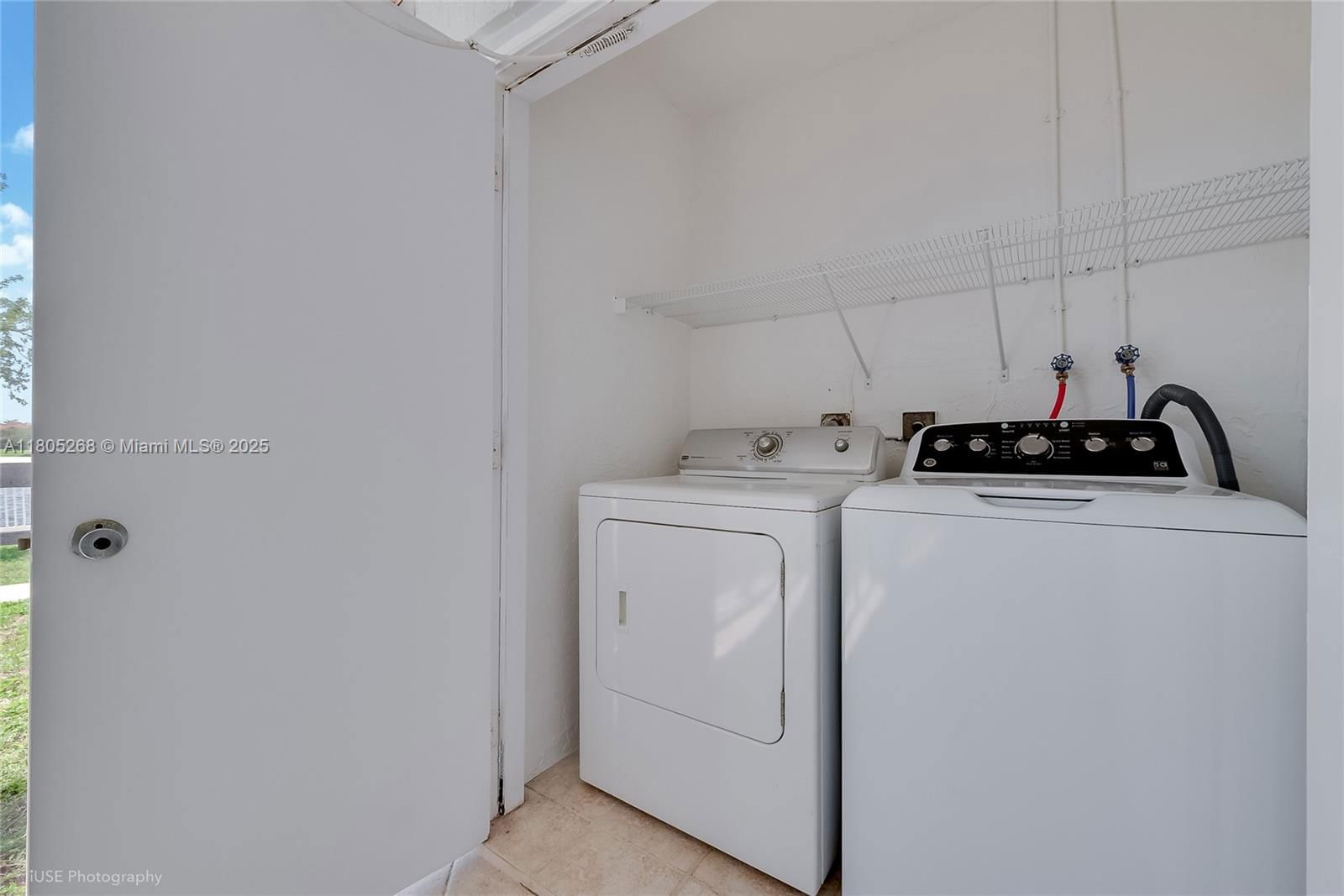 Real estate property located at 8640 212th St #106, Miami-dade, Le Club At Old Cutler Con, Cutler Bay, FL