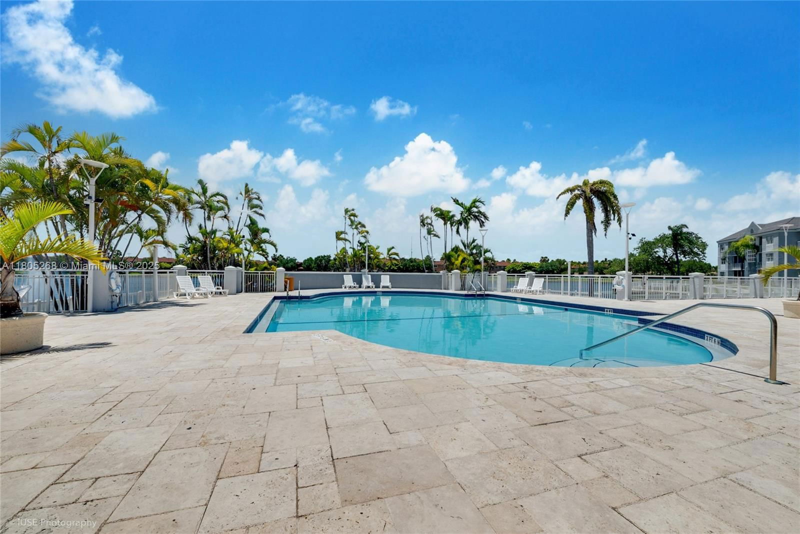 Real estate property located at 8640 212th St #106, Miami-dade, Le Club At Old Cutler Con, Cutler Bay, FL