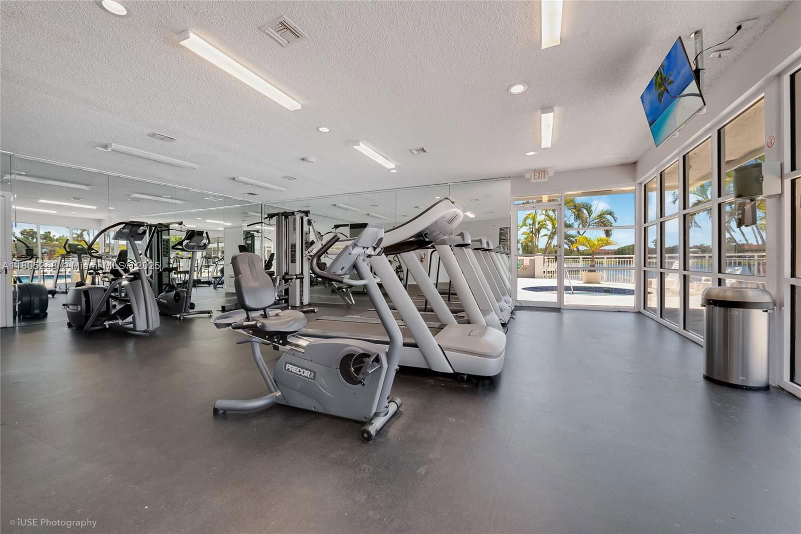 Real estate property located at 8640 212th St #106, Miami-dade, Le Club At Old Cutler Con, Cutler Bay, FL