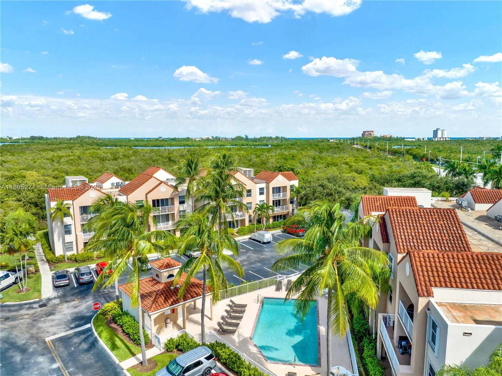 Real estate property located at 2721 Ocean Club Blvd #305, Broward, Sheridan Ocean Club Condo, Hollywood, FL