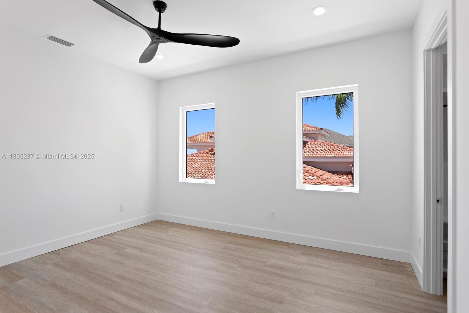 Real estate property located at 17059 Dolphin Dr, Pinellas, Redington Beach Homes 7th, Other City - In The State Of Florida, FL