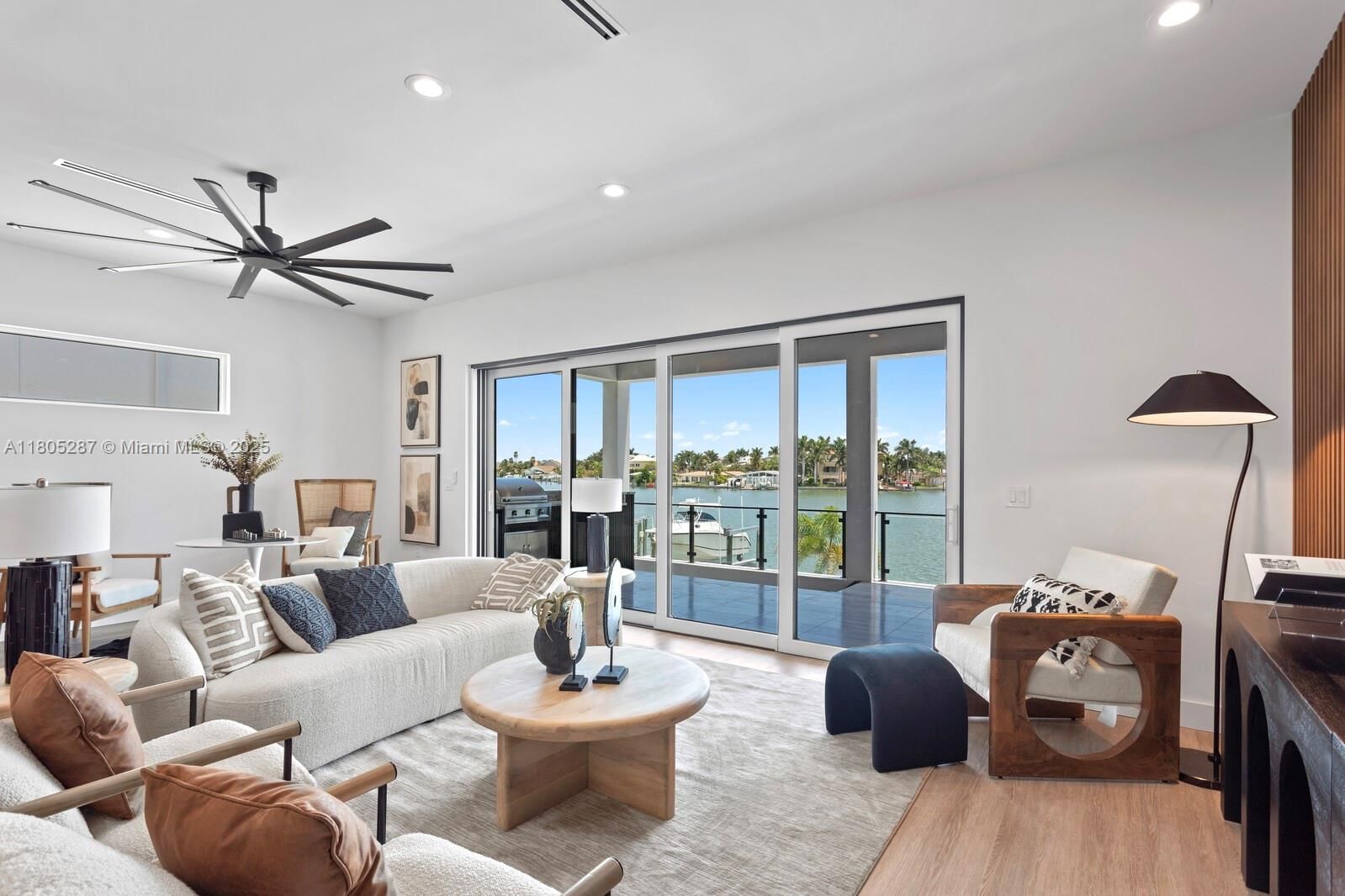 Real estate property located at 17059 Dolphin Dr, Pinellas, Redington Beach Homes 7th, Other City - In The State Of Florida, FL