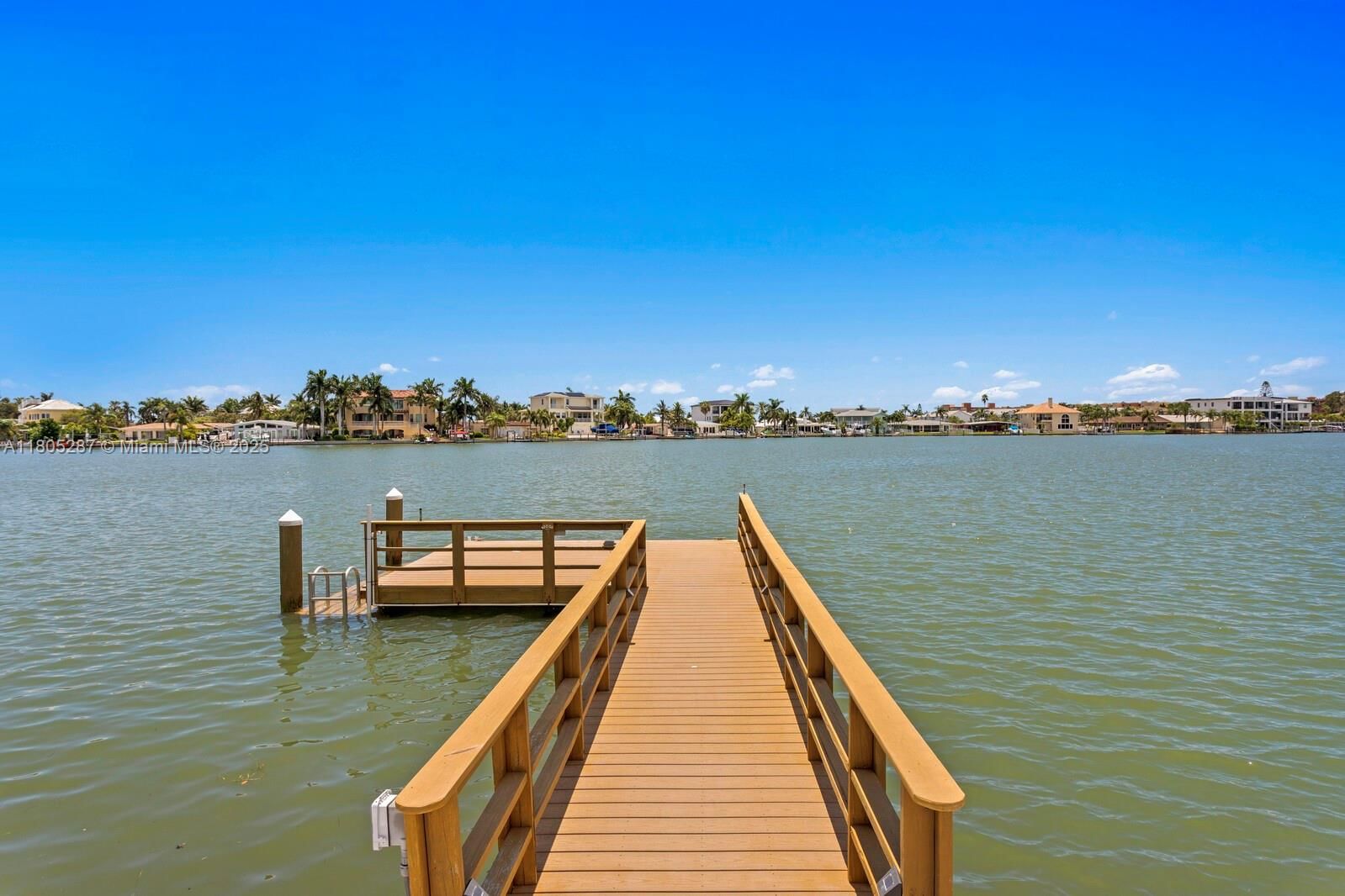 Real estate property located at 17059 Dolphin Dr, Pinellas, Redington Beach Homes 7th, Other City - In The State Of Florida, FL