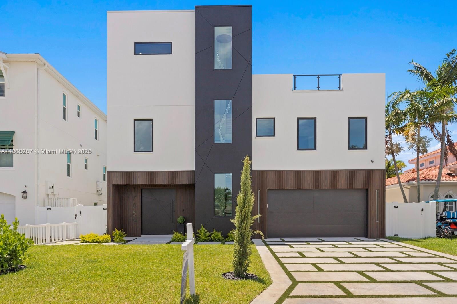 Real estate property located at 17059 Dolphin Dr, Pinellas, Redington Beach Homes 7th, Other City - In The State Of Florida, FL