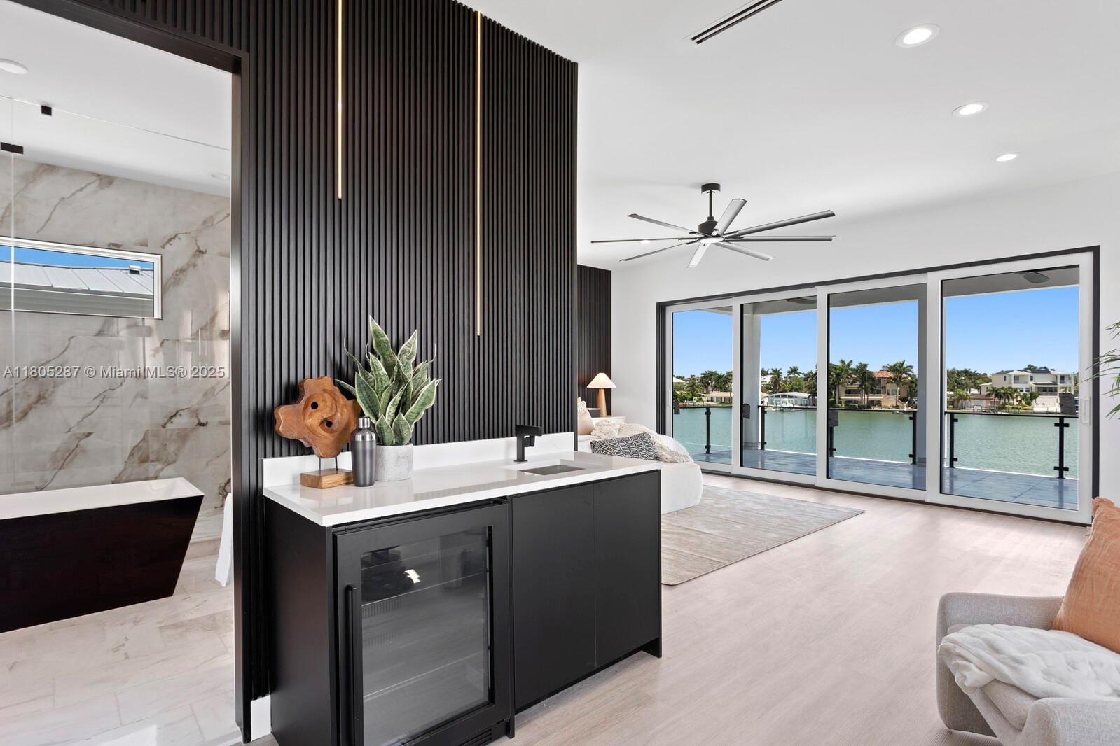 Real estate property located at 17059 Dolphin Dr, Pinellas, Redington Beach Homes 7th, Other City - In The State Of Florida, FL